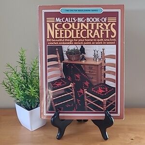 MCCALL'S CHILTON Vintage 1983 'Big Book of Country Needlecrafts' Softcover